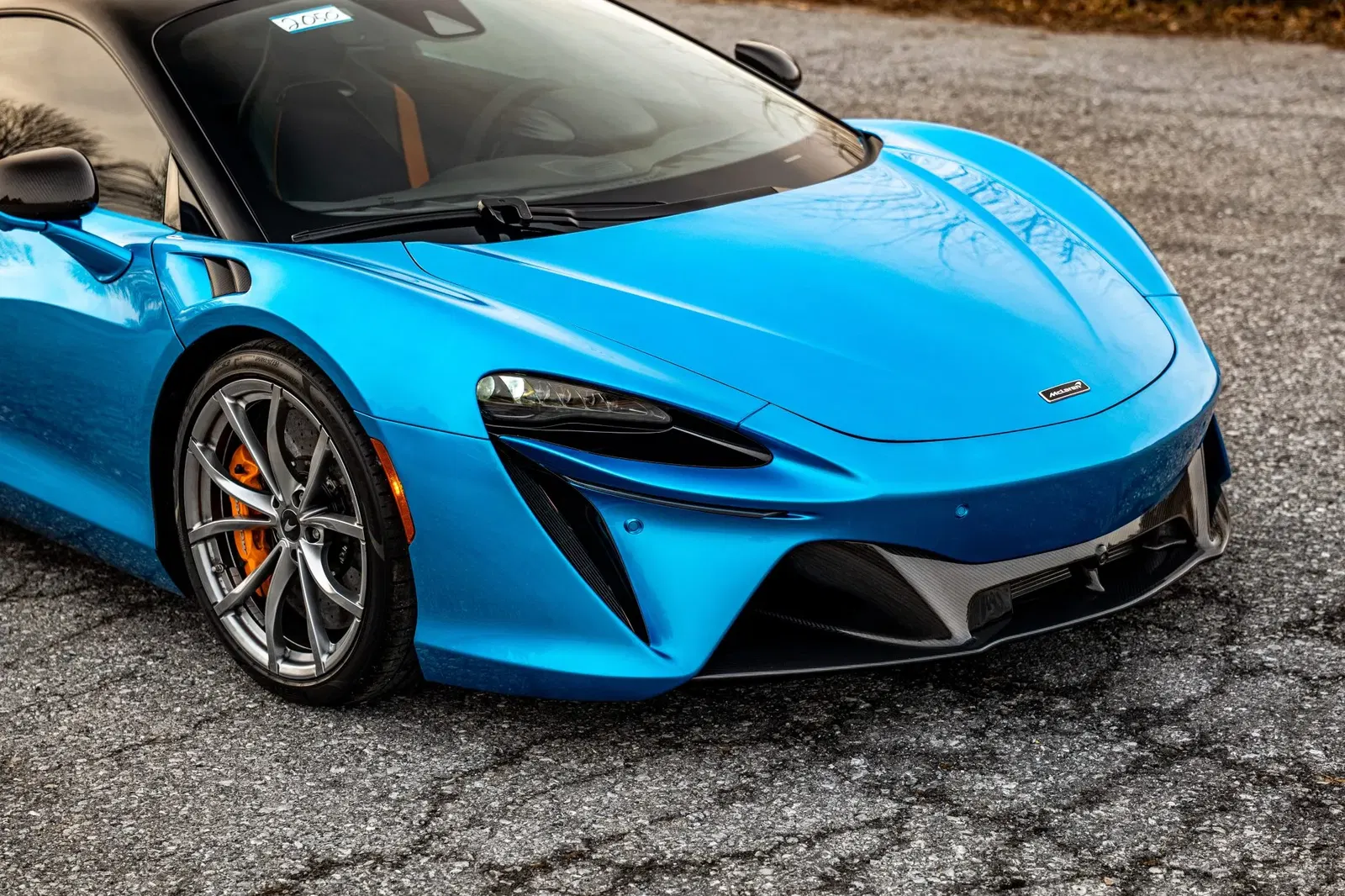 2023 McLaren Artura
