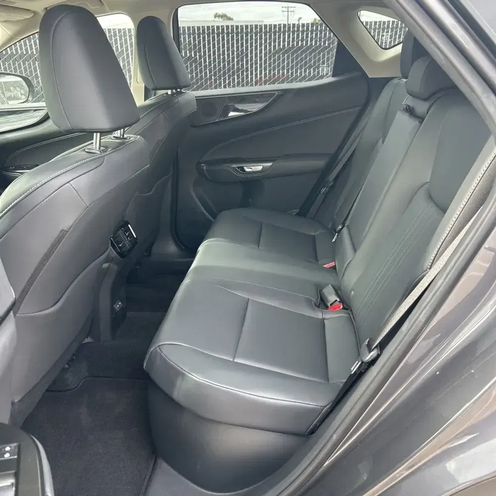 2025 Lexus NX 350h Premium