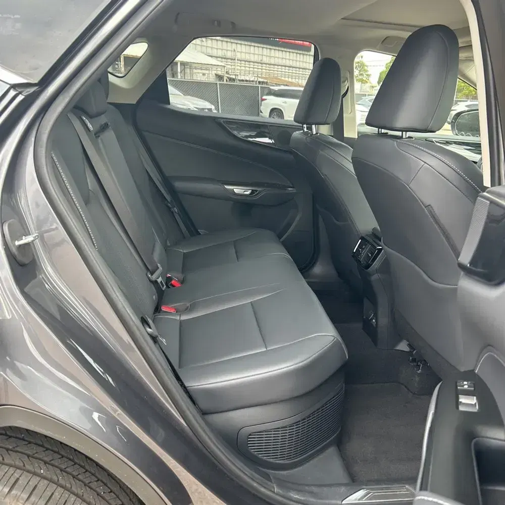 2025 Lexus NX 350h Premium