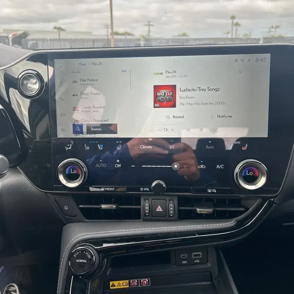 2025 Lexus NX 350h Premium