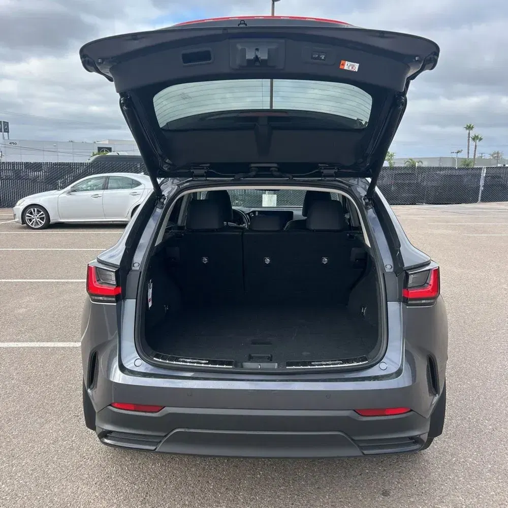 2025 Lexus NX 350h Premium