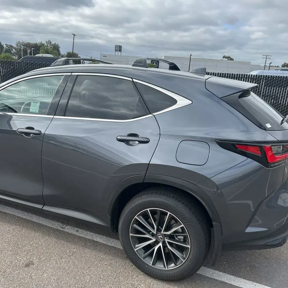 2025 Lexus NX 350h Premium