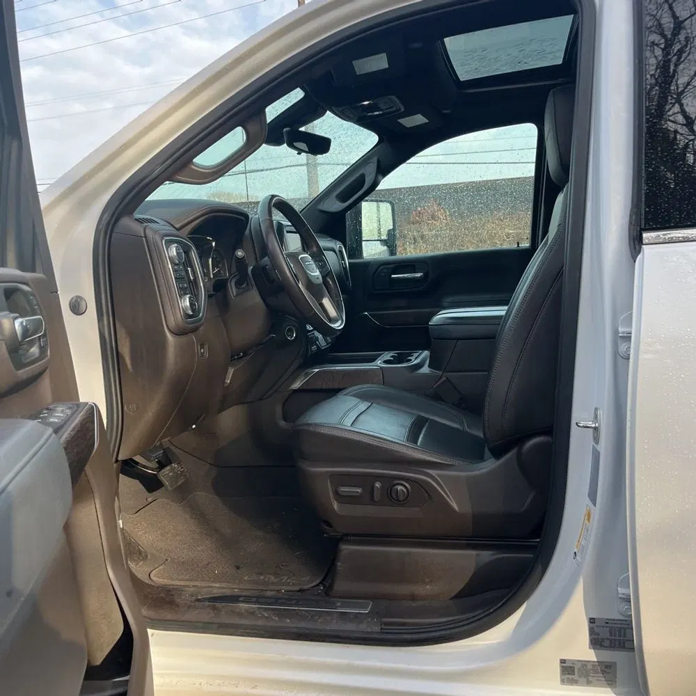 2023 GMC Sierra 2500HD Denali