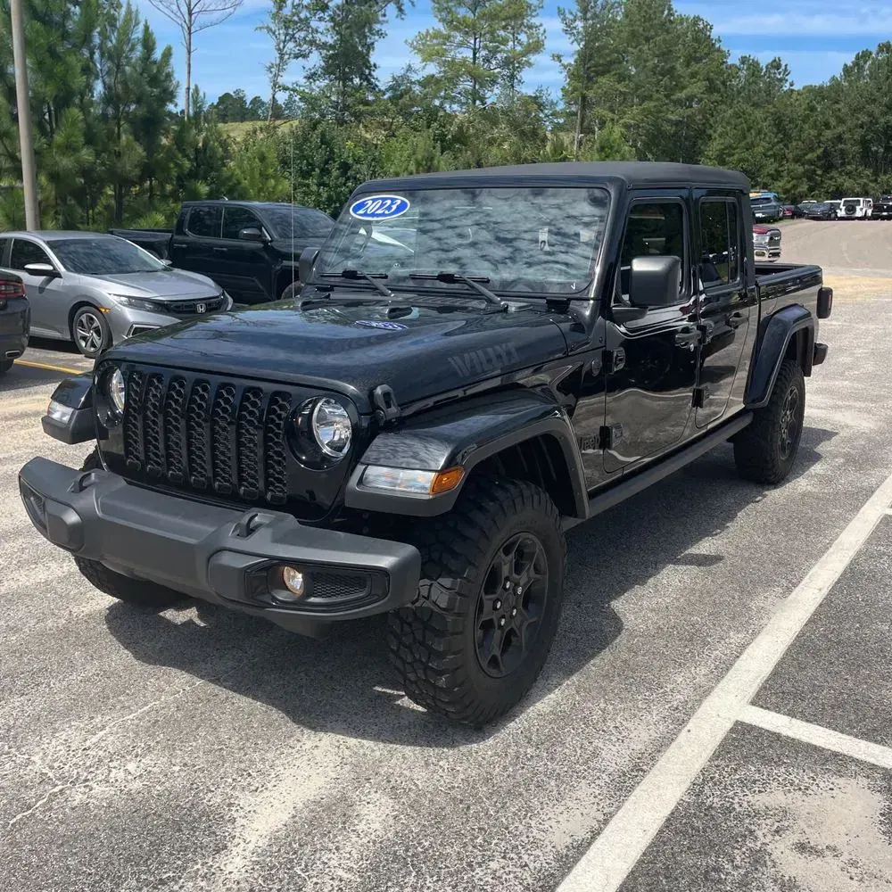 2023 Jeep Gladiator Willys