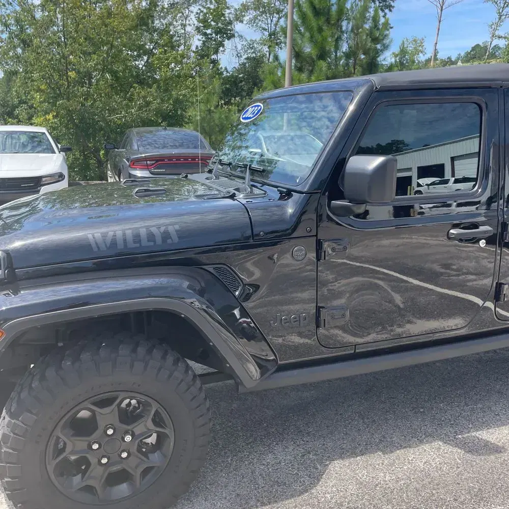 2023 Jeep Gladiator Willys