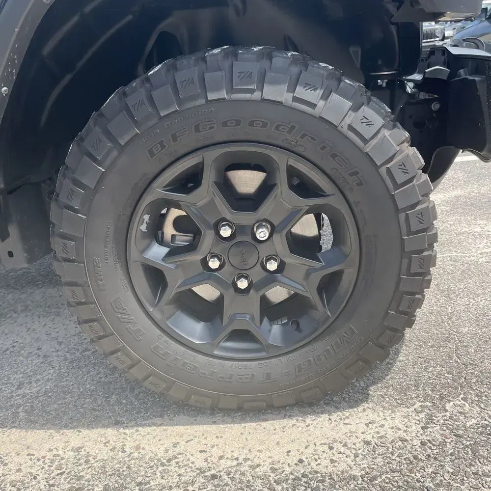 2023 Jeep Gladiator Willys