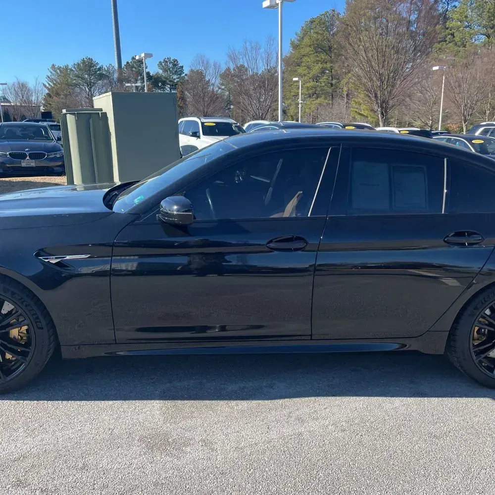 2023 BMW M5