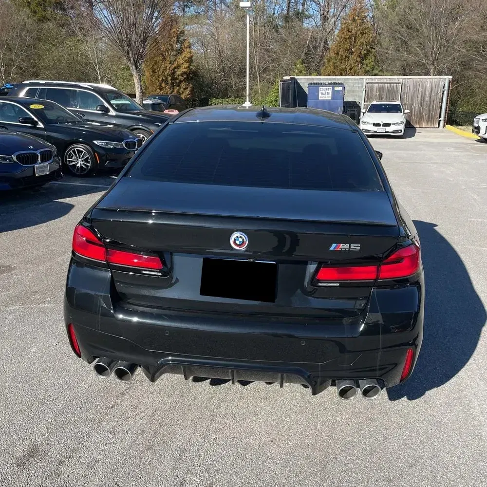 2023 BMW M5