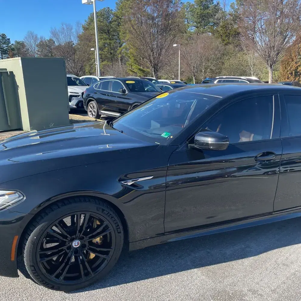 2023 BMW M5