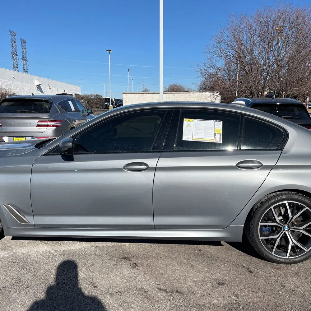 2023 BMW 5-Series M550xi