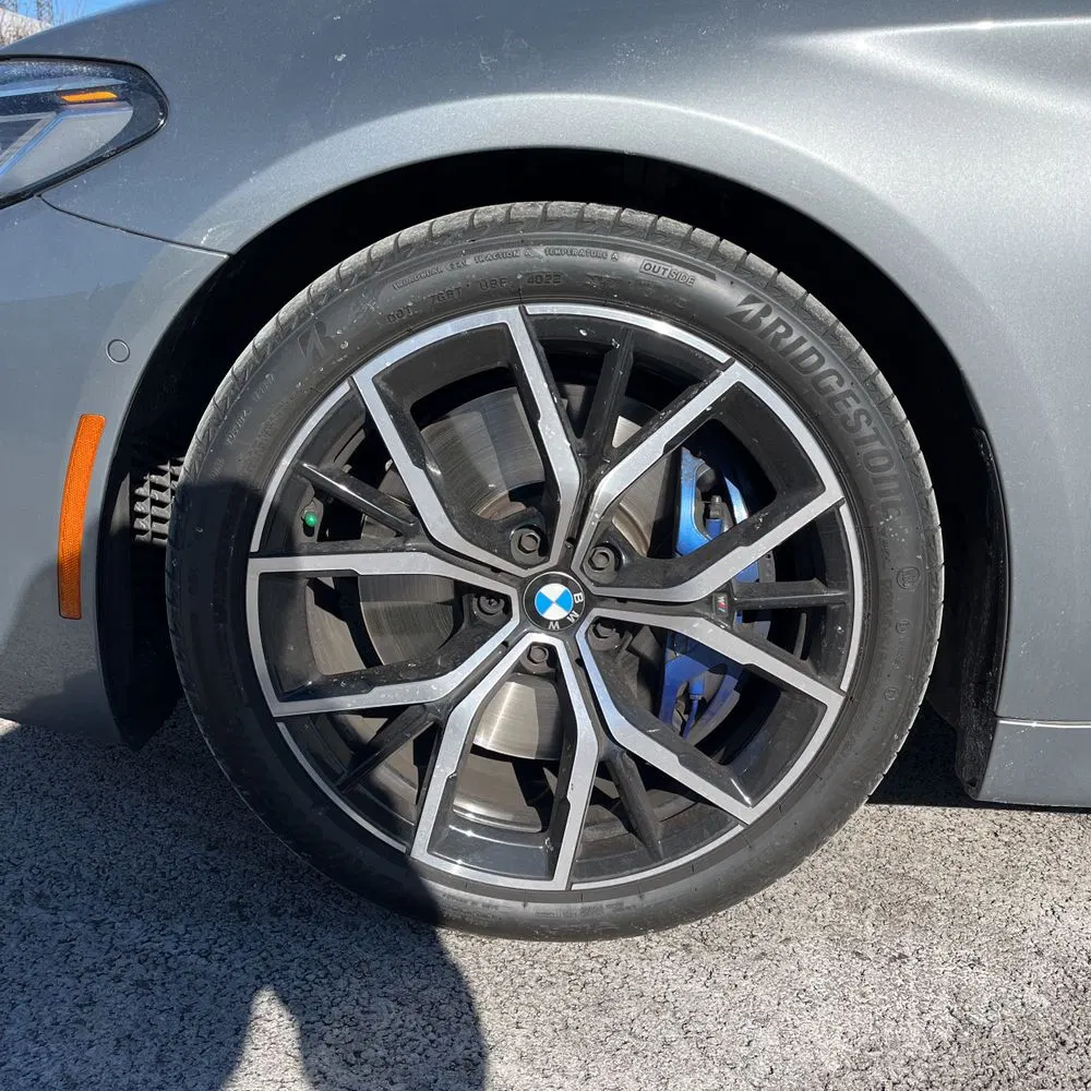 2023 BMW 5-Series M550xi