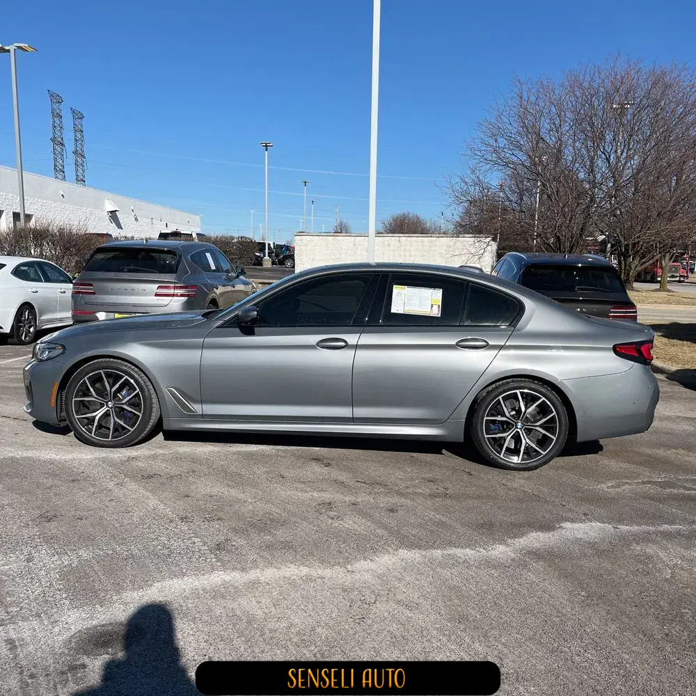 2023 BMW 5-Series M550xi