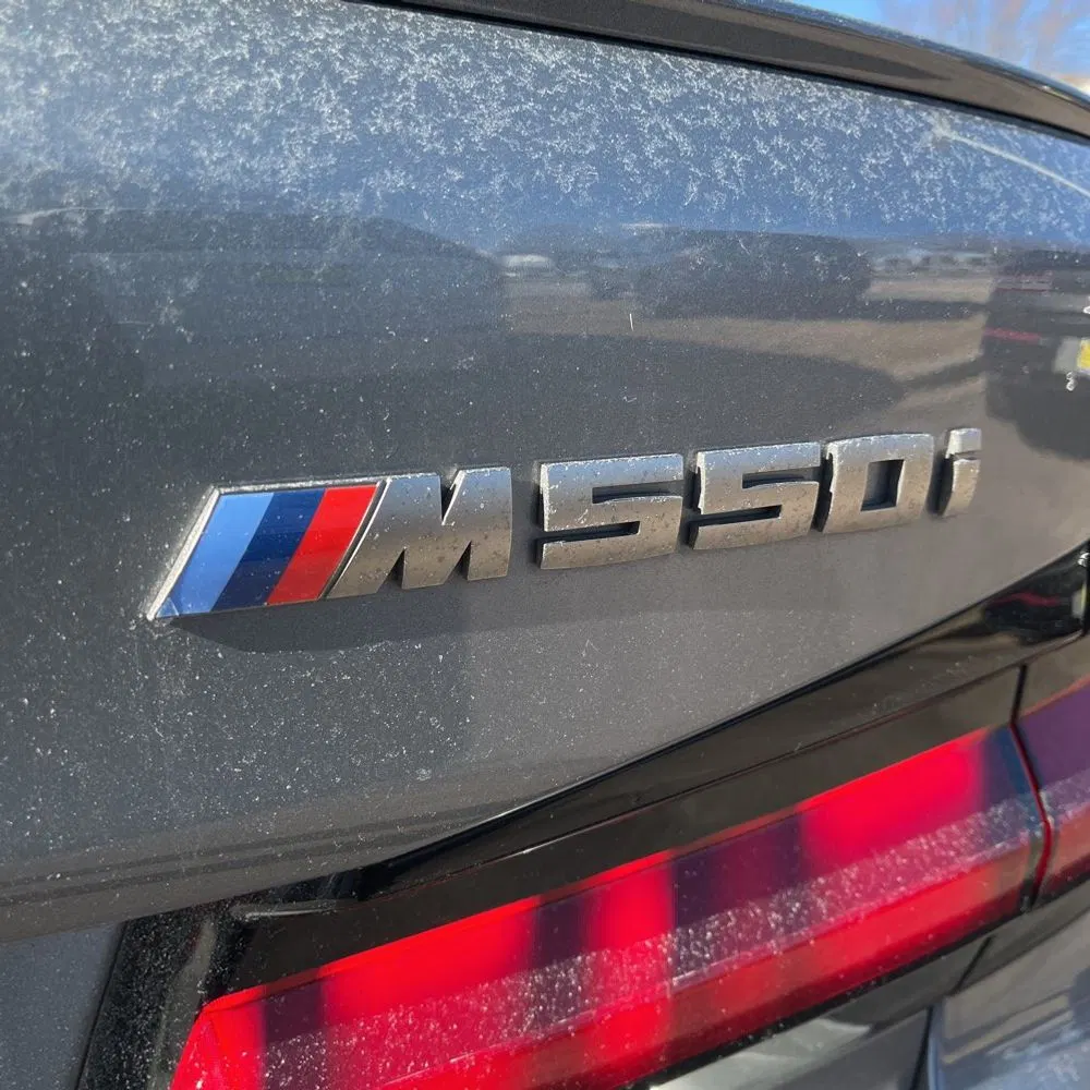 2023 BMW 5-Series M550xi