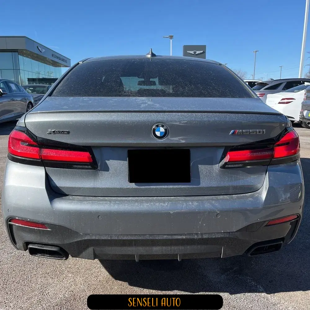 2023 BMW 5-Series M550xi
