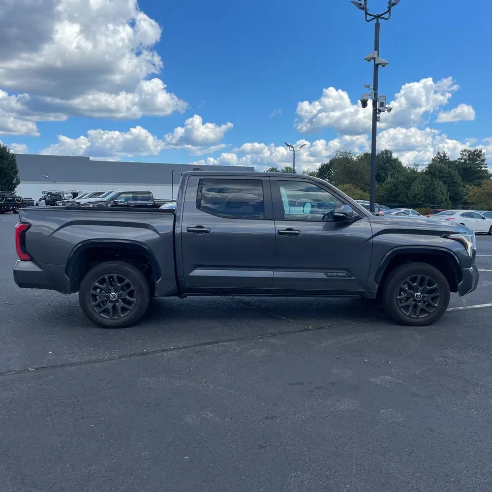 2024 Toyota Tundra Platinum