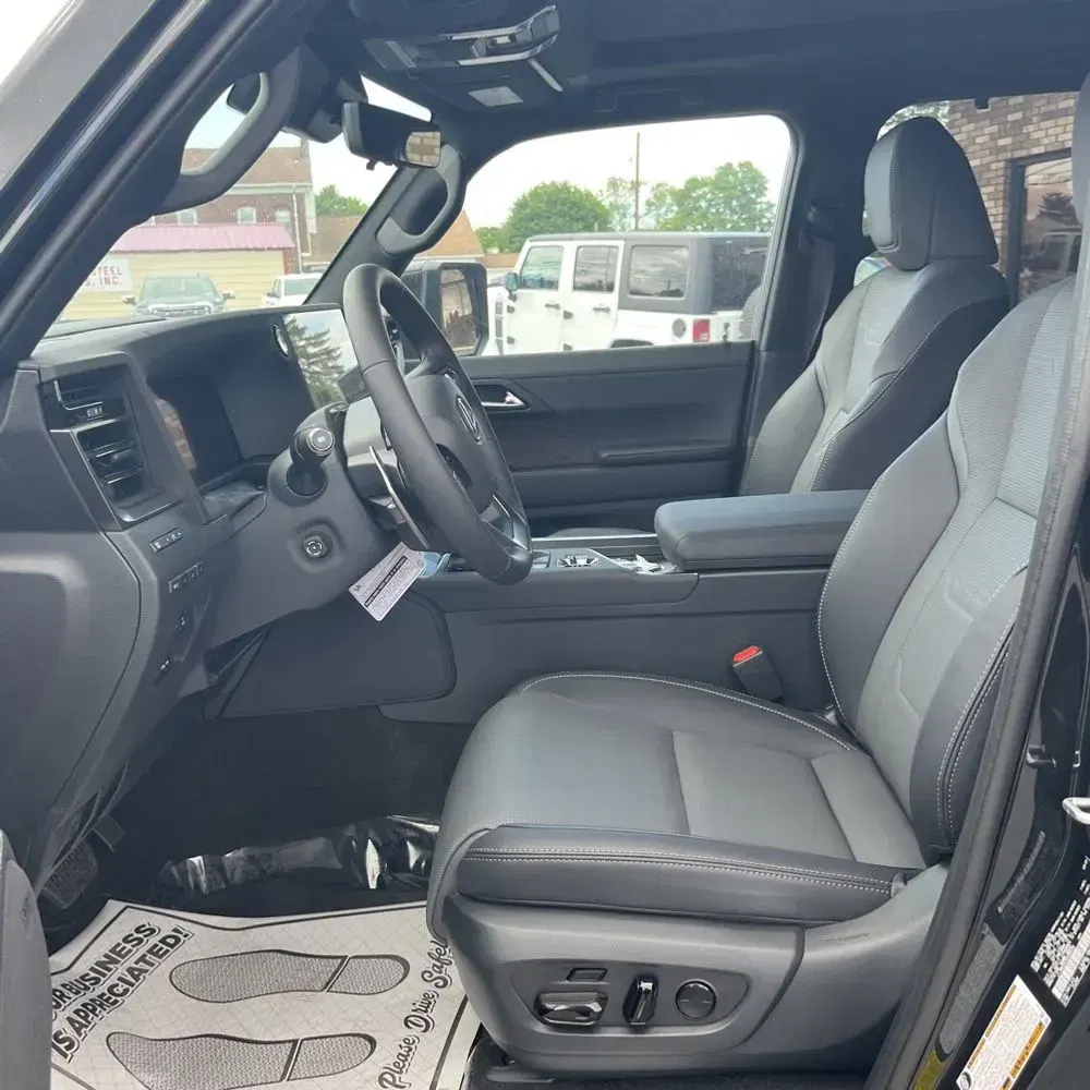 2025 Lexus GX 550 Luxury+