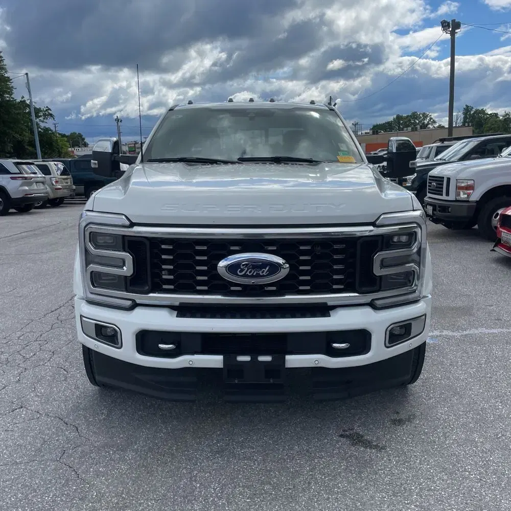2024 Ford F-450 Super Duty Platinum