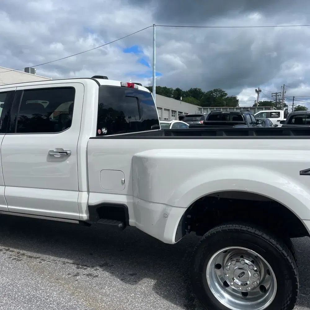 2024 Ford F-450 Super Duty Platinum