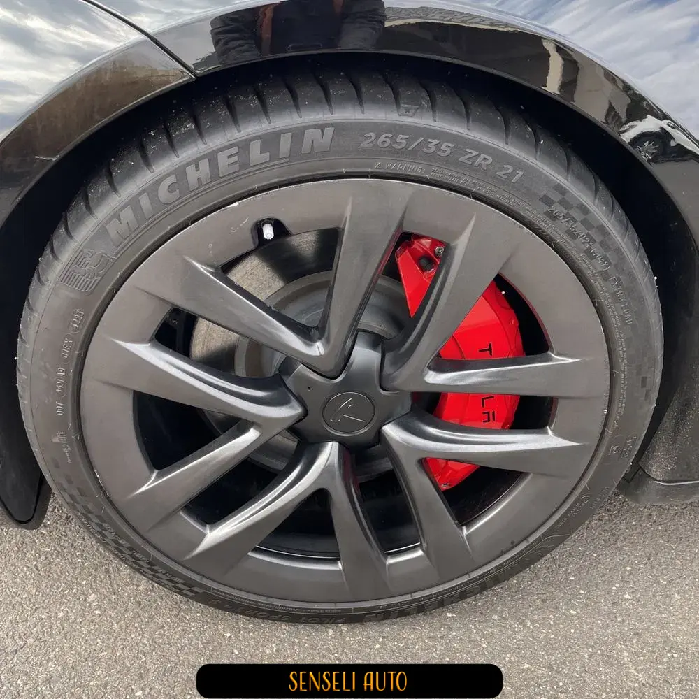 2021 Tesla Model S Plaid