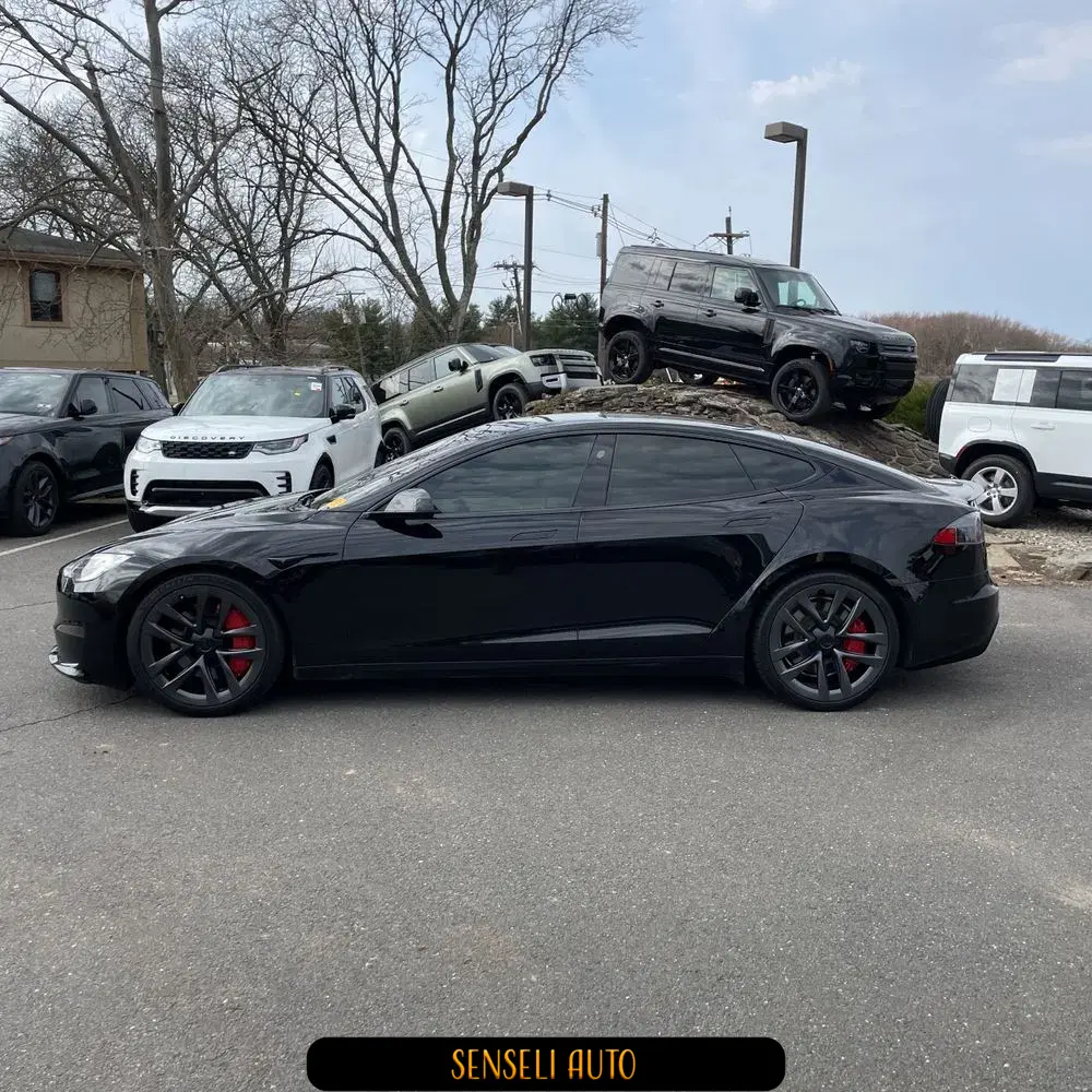 2021 Tesla Model S Plaid