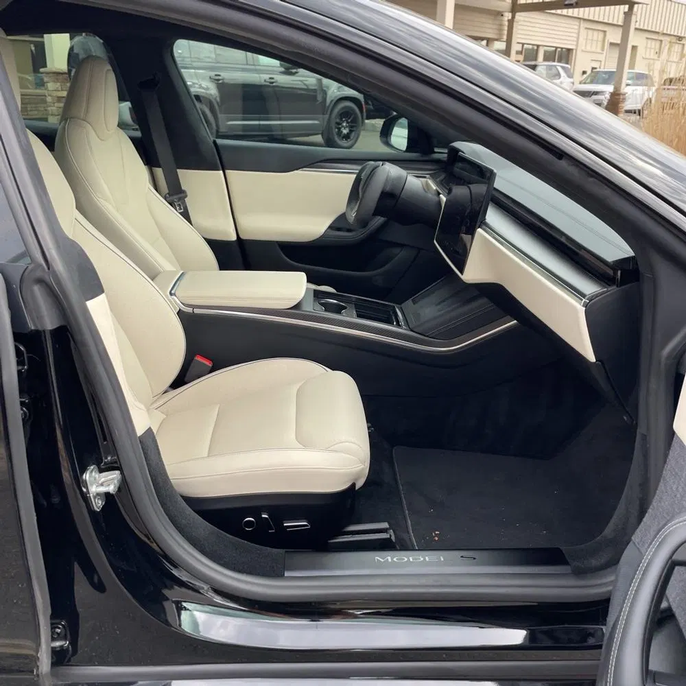 2021 Tesla Model S Plaid