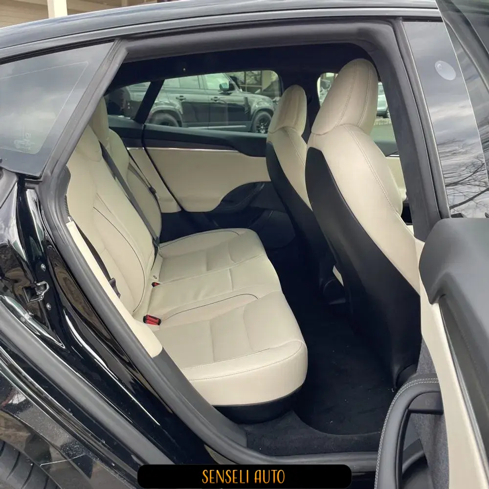 2021 Tesla Model S Plaid
