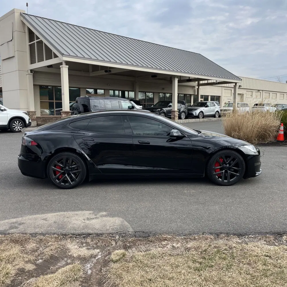 2021 Tesla Model S Plaid