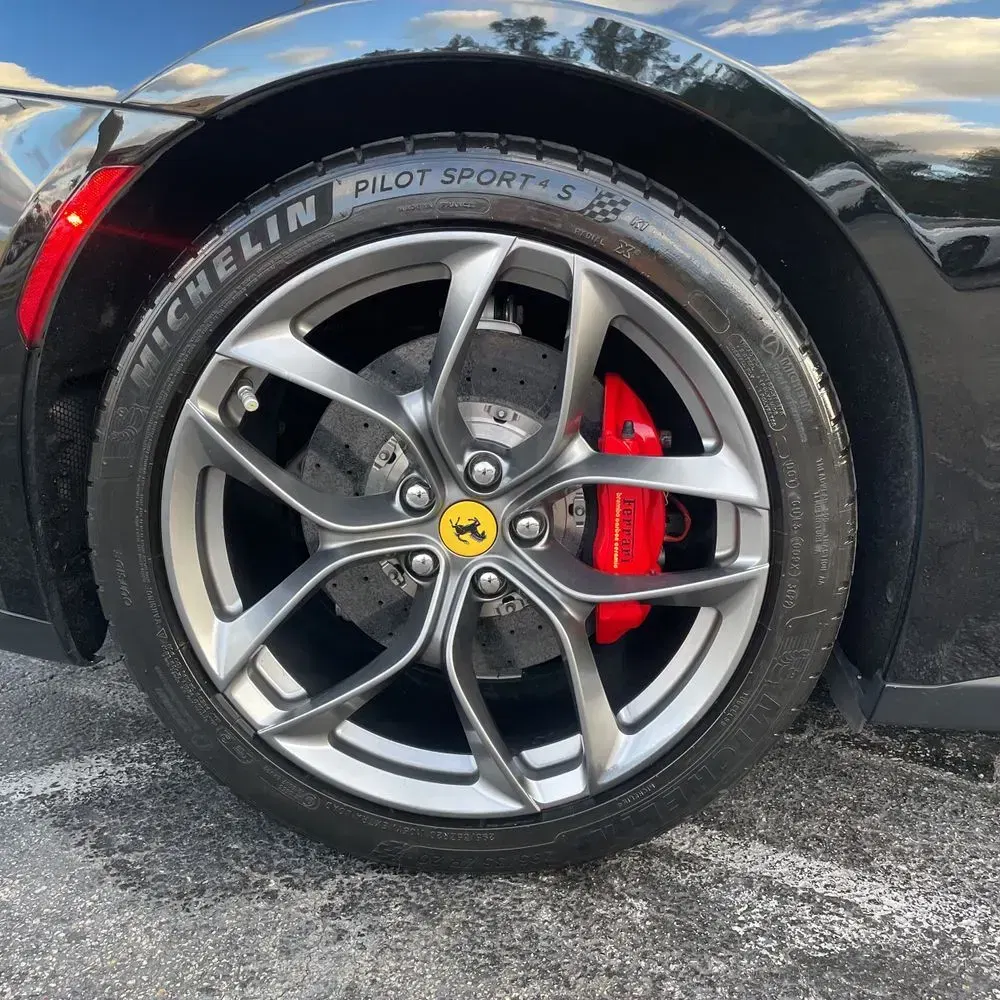 2019 Ferrari GTC4Lusso T