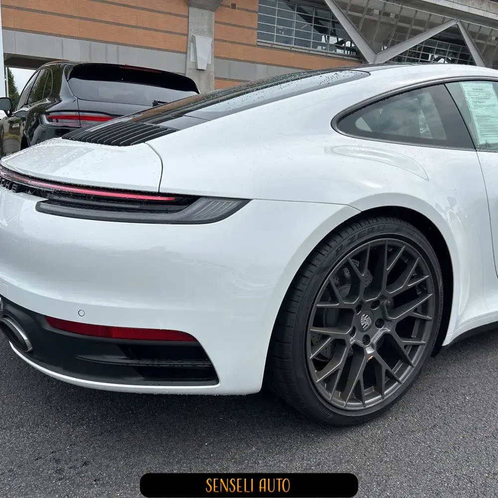 2024 Porsche 911 Carrera