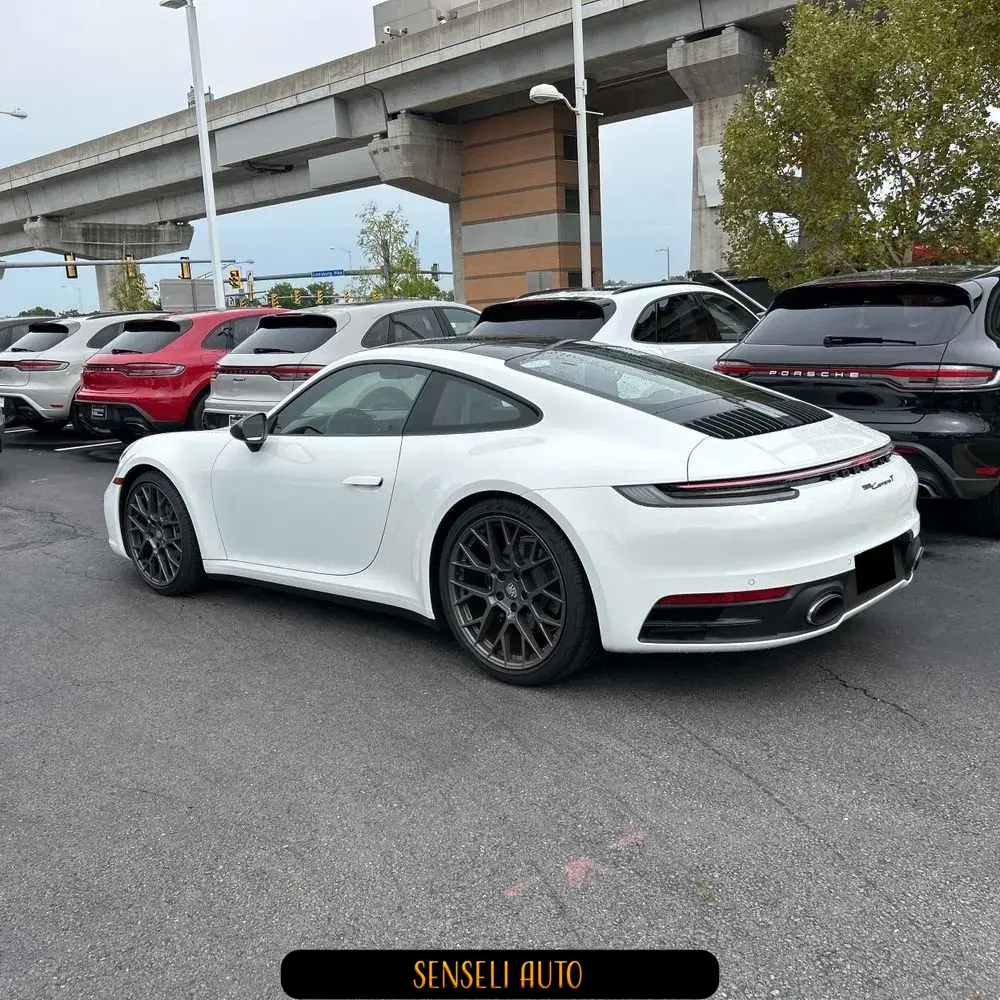 2024 Porsche 911 Carrera