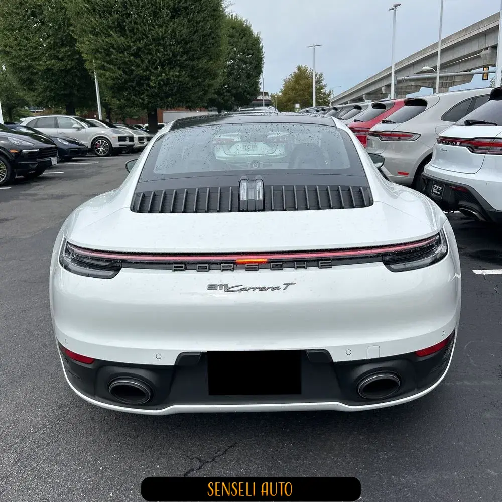 2024 Porsche 911 Carrera