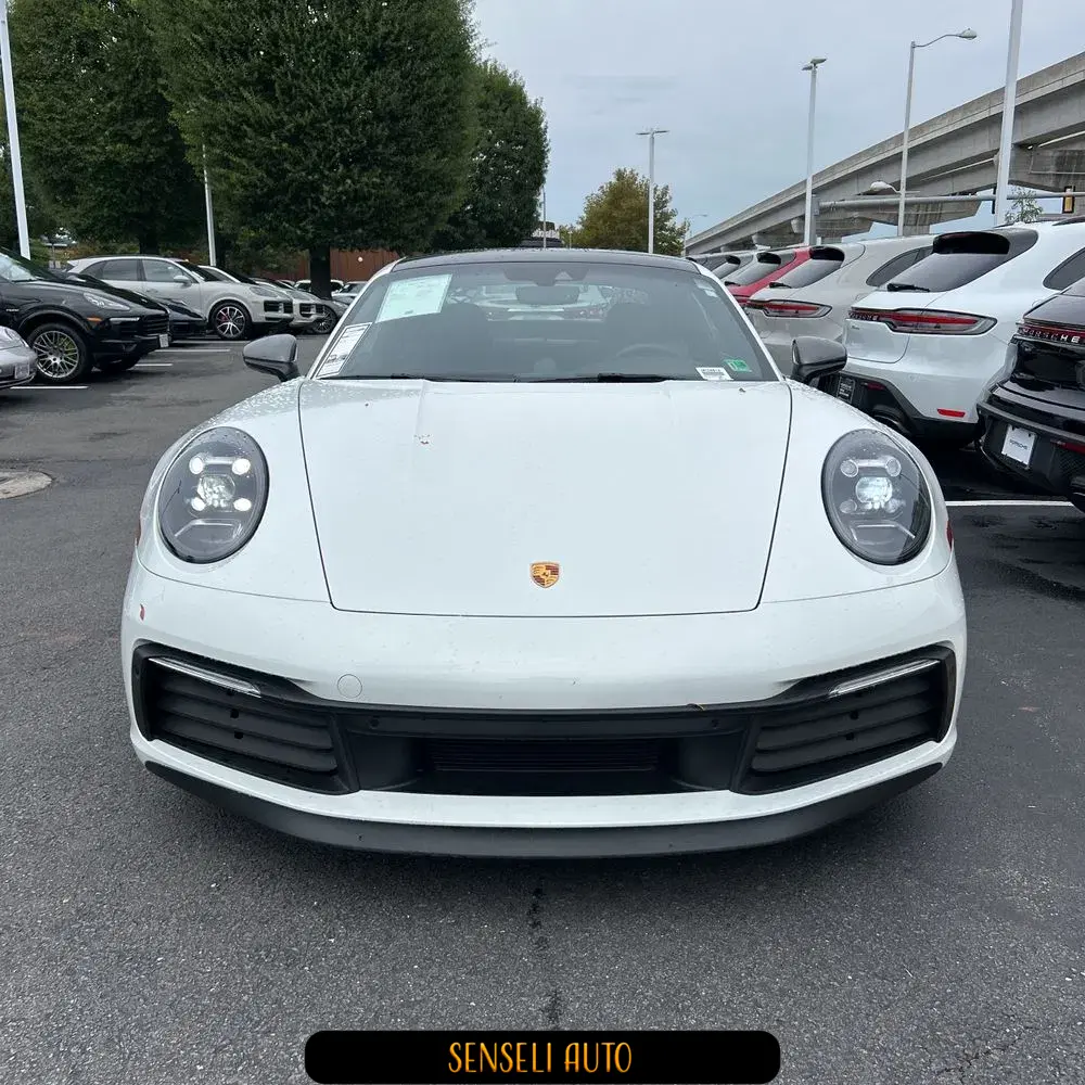 2024 Porsche 911 Carrera