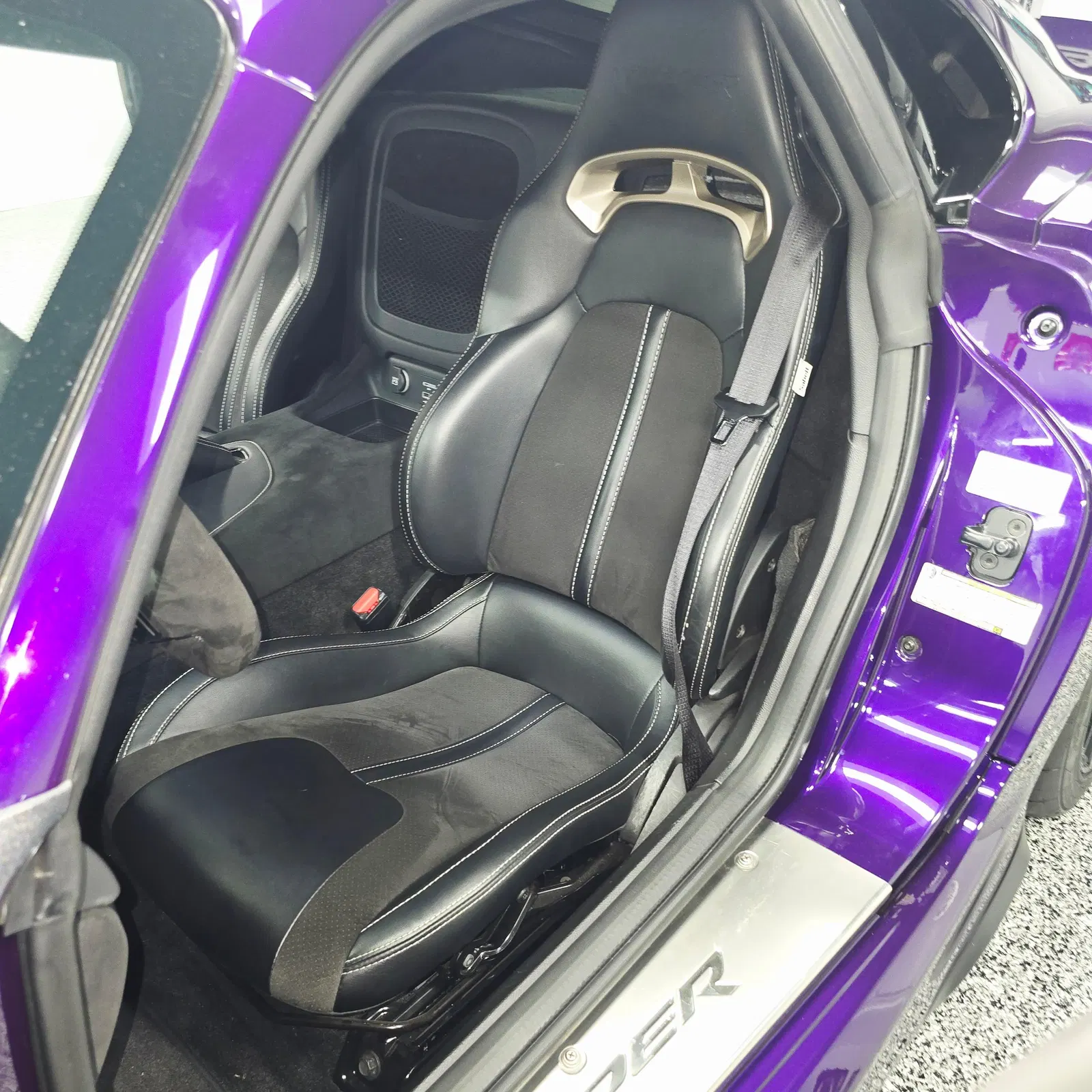 2016 Dodge Viper ACR Extreme - 1 Owner, ~8,800 Miles, 6-Speed Manual, V10 Power, Stryker Purple