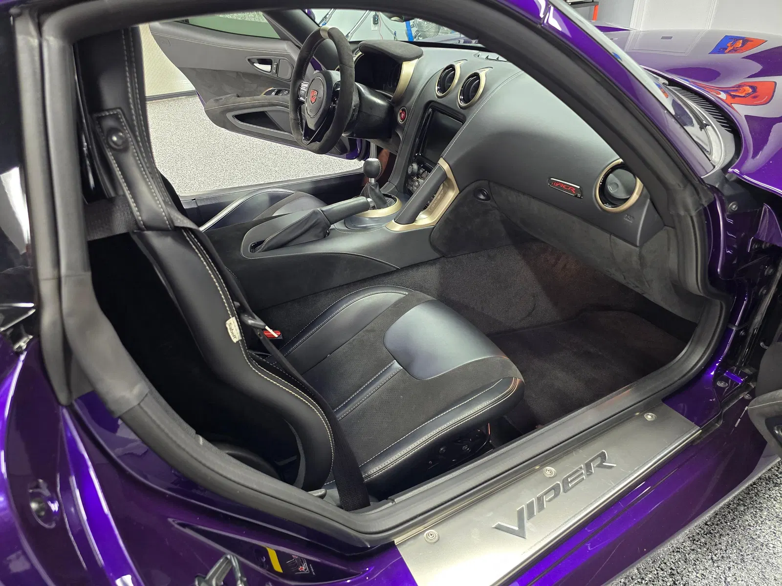 2016 Dodge Viper ACR Extreme - 1 Owner, ~8,800 Miles, 6-Speed Manual, V10 Power, Stryker Purple