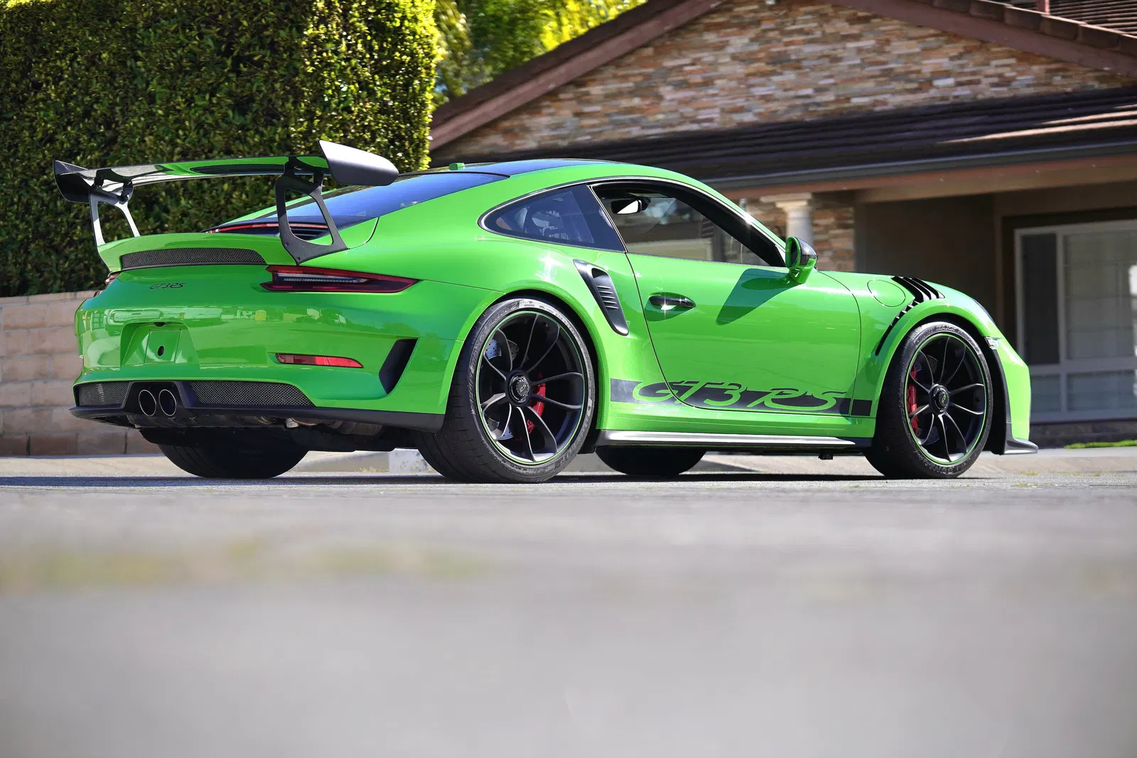 2019 Porsche 911 GT3 RS Weissach - ~6,700 Miles, 520-hp Flat-6, Lizard Green, Unmodified