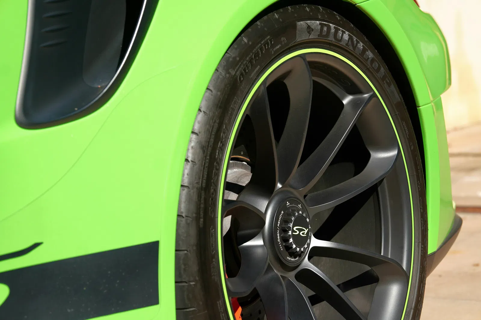2019 Porsche 911 GT3 RS Weissach - ~6,700 Miles, 520-hp Flat-6, Lizard Green, Unmodified