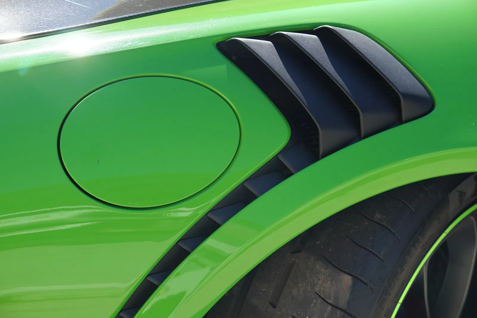 2019 Porsche 911 GT3 RS Weissach - ~6,700 Miles, 520-hp Flat-6, Lizard Green, Unmodified