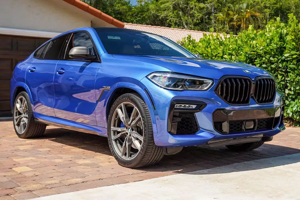 2020 BMW X6 M50i