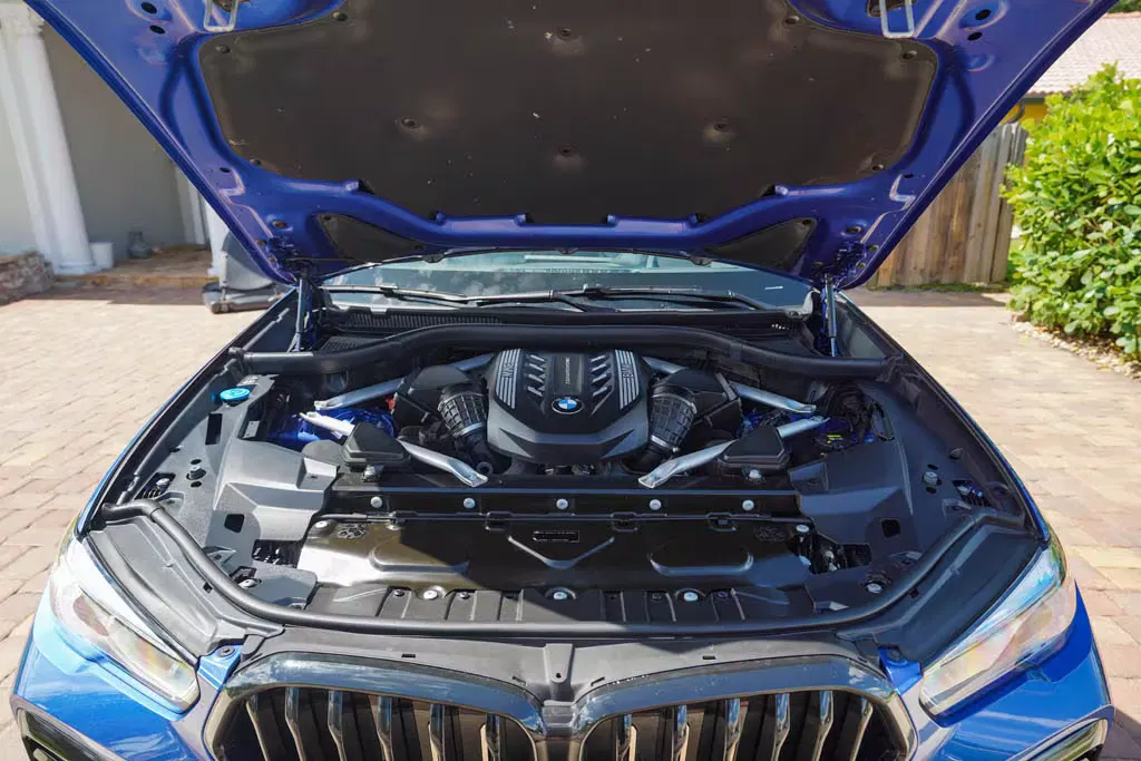 2020 BMW X6 M50i