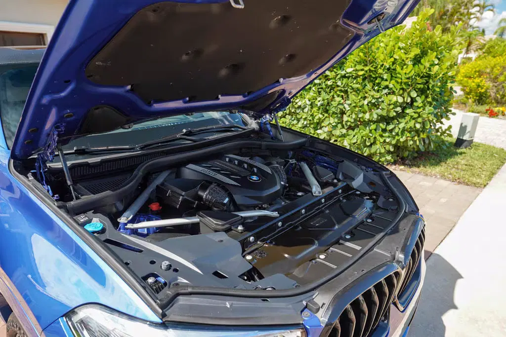 2020 BMW X6 M50i