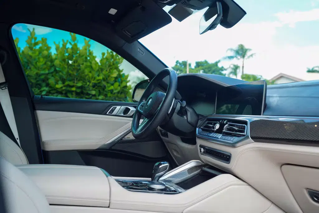 2020 BMW X6 M50i
