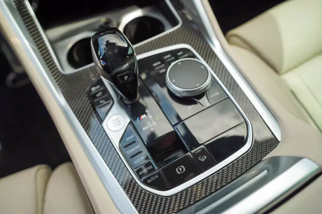 2020 BMW X6 M50i