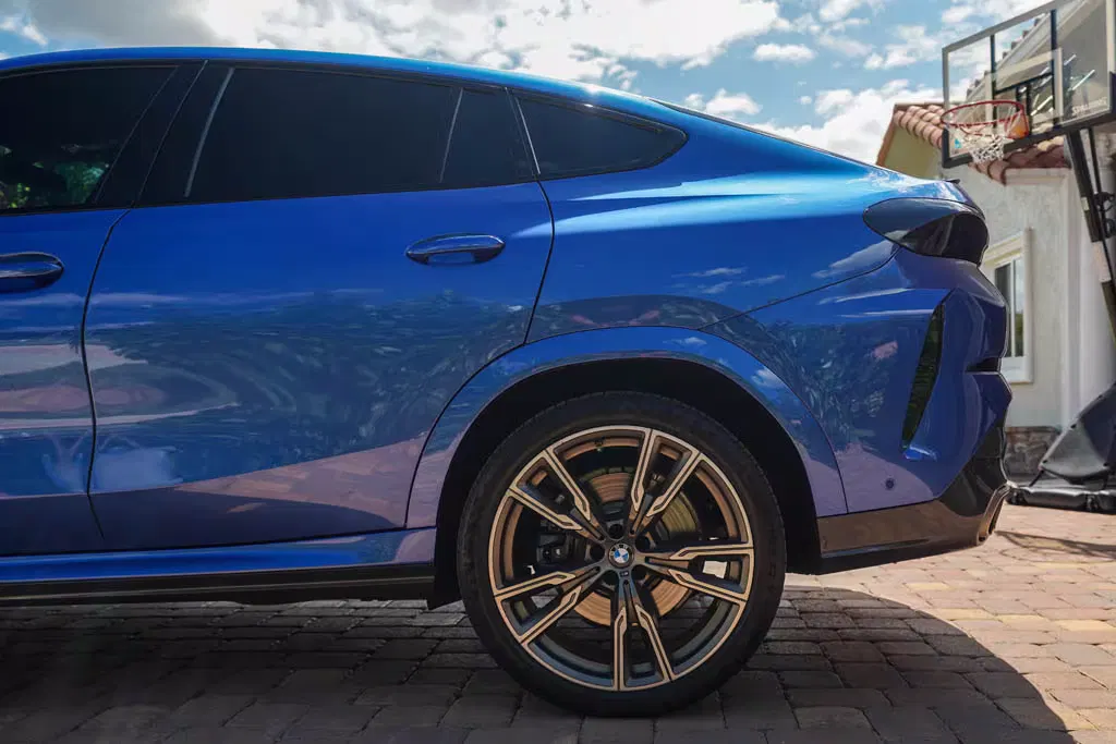 2020 BMW X6 M50i