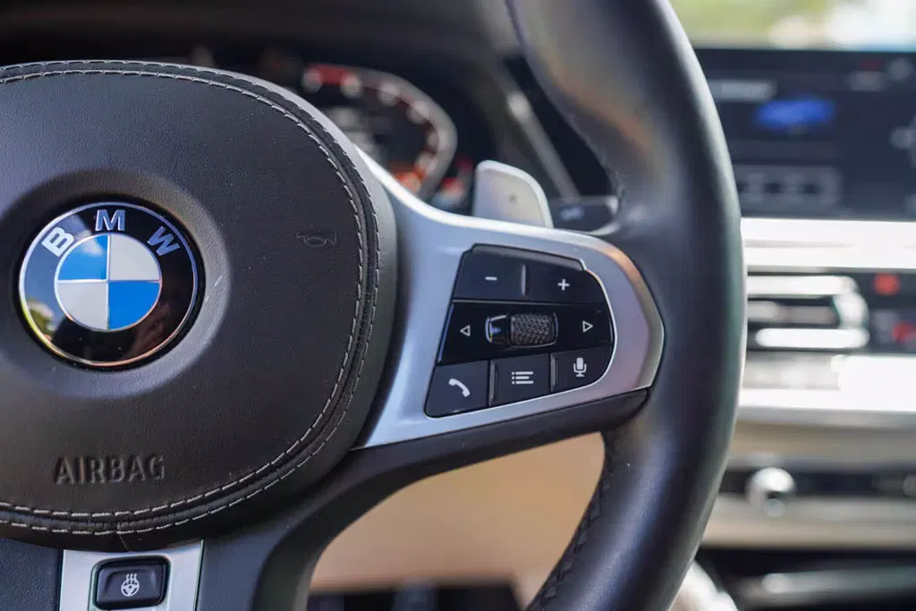 2020 BMW X6 M50i