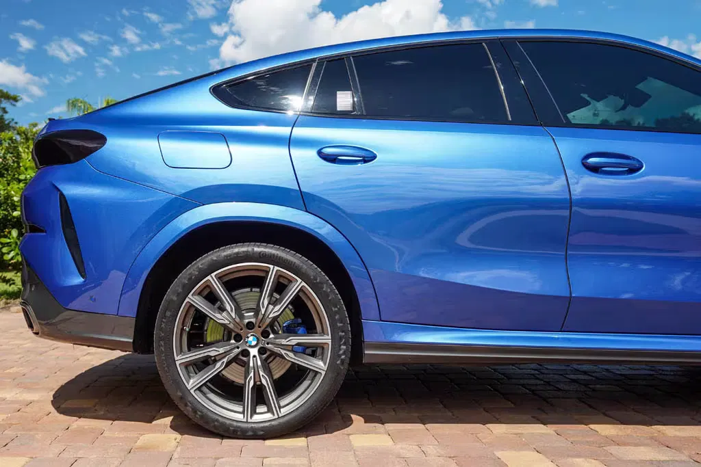 2020 BMW X6 M50i