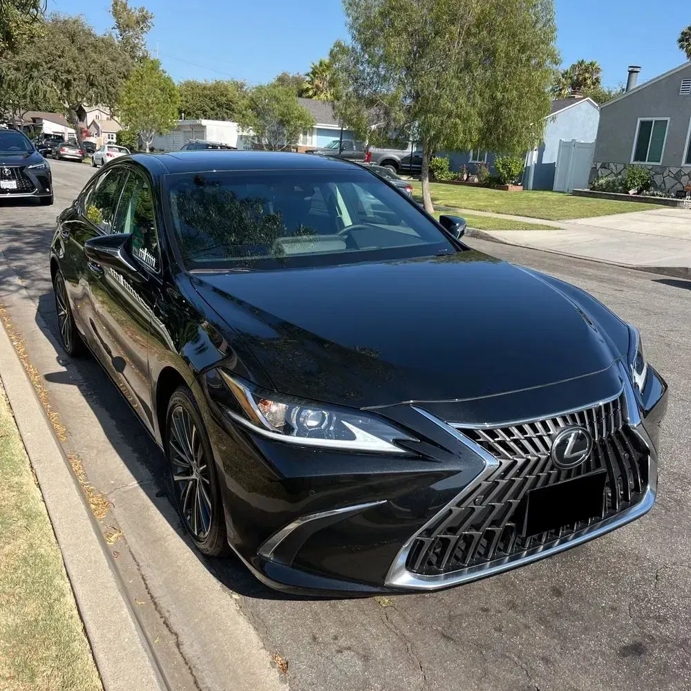 2025 Lexus ES 300h Base