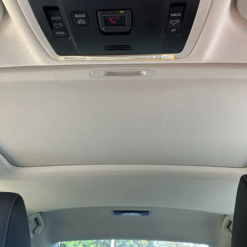 2025 Lexus ES 300h Base
