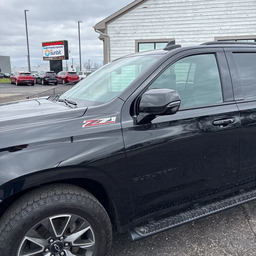 2023 Chevrolet Suburban Z71