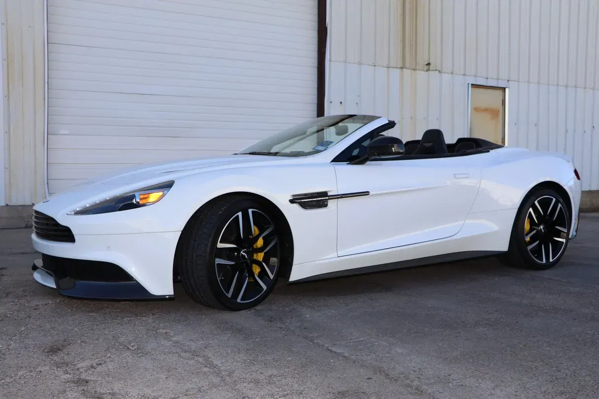 14K-Mile 2015 Aston Martin Vanquish Volante Carbon Edition