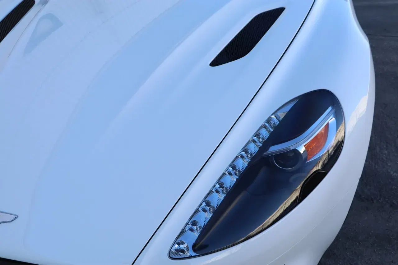 14K-Mile 2015 Aston Martin Vanquish Volante Carbon Edition